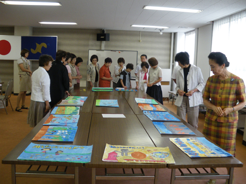 4/小学生 美しい自然・環境問題に関する作文・絵画コンクールの審査会(9/8)